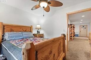 206 Austin St, Sumpter, OR 97877 - Photo 34