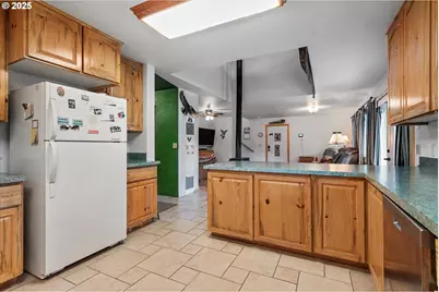 206 Austin St, Sumpter, OR 97877 - Photo 18