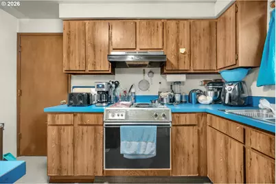 7135 SW Surfland St, South Beach, OR 97366 - Photo 10