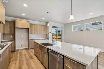 8424 SE Orion Ln, Hillsboro, OR 97123 - Photo 6