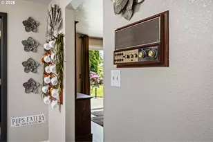 4851 Thunderbird St, Eugene, OR 97404 - Photo 14
