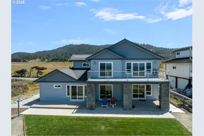 30516 Old Coast Rd, Gold Beach, OR 97444 - Photo 2