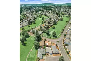 12050 SW King George Dr, Portland, OR 97224 - Photo 36