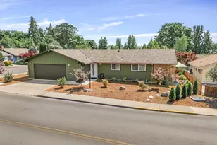 12050 SW King George Dr, Portland, OR 97224 - Photo 2