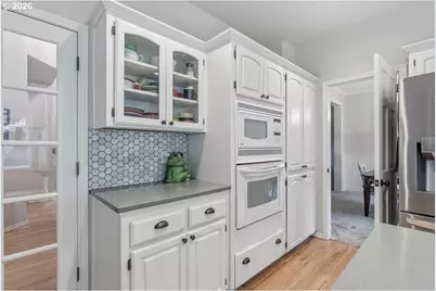 11185 SW Chickadee Ter, Beaverton, OR 97007 - Photo 6