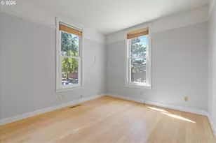 2606 SE Pine St, Portland, OR 97214 - Photo 10