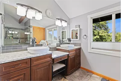 6564 Artemis Ln, West Linn, OR 97068 - Photo 20