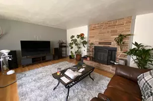 930 Laurelhurst Dr, Eugene, OR 97402 - Photo 6