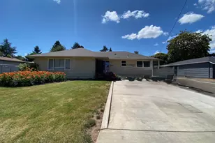 930 Laurelhurst Dr, Eugene, OR 97402 - Photo 4