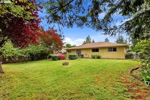 3003 SE 162nd Ave, Portland, OR 97236 - Photo 4