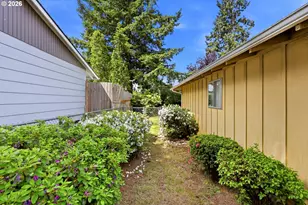 3003 SE 162nd Ave, Portland, OR 97236 - Photo 30