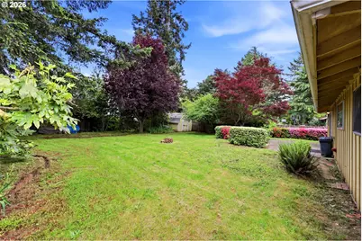 3003 SE 162nd Ave, Portland, OR 97236 - Photo 2