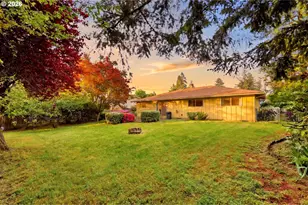3003 SE 162nd Ave, Portland, OR 97236 - Photo 4