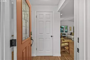 17459 SE Mill St, Portland, OR 97233 - Photo 6