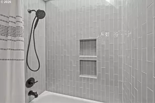 17459 SE Mill St, Portland, OR 97233 - Photo 32