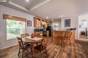 93380 Luscombe Loop, Coos Bay, OR 97420 - Photo 10
