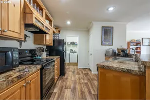 93380 Luscombe Loop, Coos Bay, OR 97420 - Photo 6
