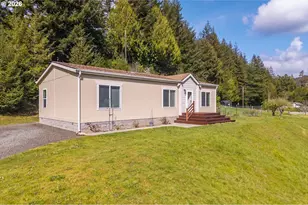 93380 Luscombe Loop, Coos Bay, OR 97420 - Photo 2