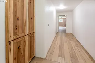 2221 NW 11th St, Corvallis, OR 97330 - Photo 22