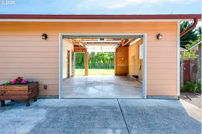 2221 NW 11th St, Corvallis, OR 97330 - Photo 36