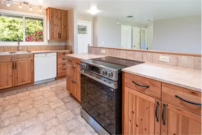 2221 NW 11th St, Corvallis, OR 97330 - Photo 12