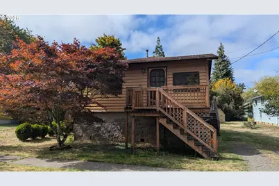 541 Jefferson Ave, Vernonia, OR 97064 - Photo 1
