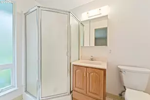 14575 SW Glenbrook Rd, Beaverton, OR 97007 - Photo 16