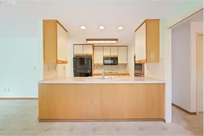 14575 SW Glenbrook Rd, Beaverton, OR 97007 - Photo 10