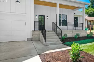 10236 NE Beech St, Portland, OR 97220 - Photo 4