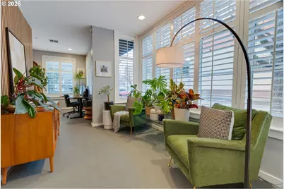 752 NW 12th Ave, Portland, OR 97209 - Photo 4