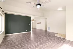 106 Umpqua View Dr, Roseburg, OR 97471 - Photo 8