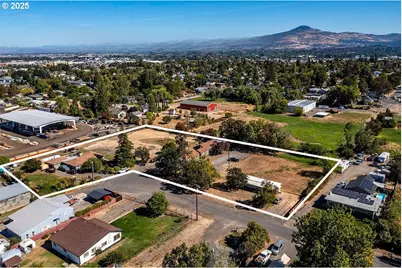 144 176 Reager St, Medford, OR 97501 - Photo 2