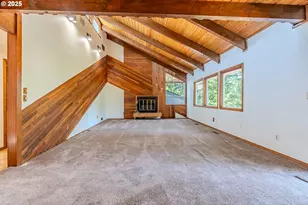 975 SW Florence Ct, Gresham, OR 97080 - Photo 4