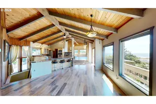 29830 Hound Dog Rd, Gold Beach, OR 97444 - Photo 8