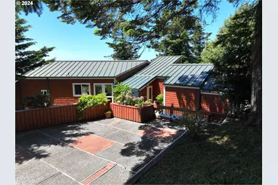 29830 Hound Dog Rd, Gold Beach, OR 97444 - Photo 6
