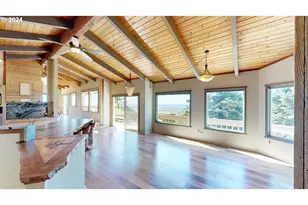 29830 Hound Dog Rd, Gold Beach, OR 97444 - Photo 8