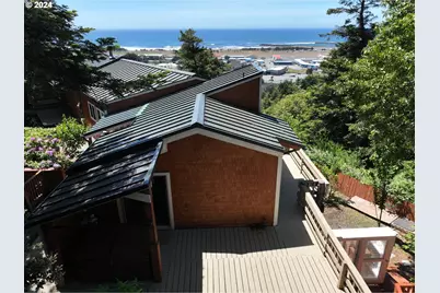 29830 Hound Dog Rd, Gold Beach, OR 97444 - Photo 4