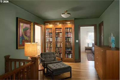 704 NE Hazelfern Pl, Portland, OR 97232 - Photo 20