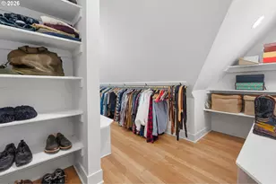 704 NE Hazelfern Pl, Portland, OR 97232 - Photo 26