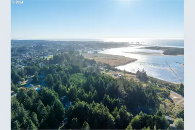 9th St NE #7-10, Bandon, OR 97411 - Photo 6