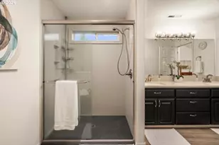 964 SE 54th Ave, Hillsboro, OR 97123 - Photo 28