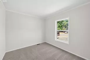 253 E 7th St, Lafayette, OR 97127 - Photo 22