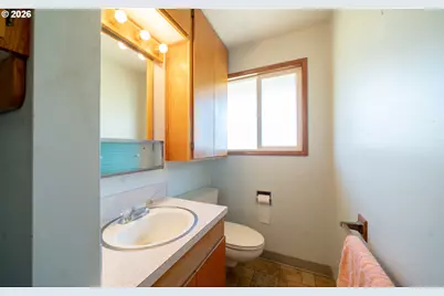 11124 Wagner Rd, Lyons, OR 97358 - Photo 24
