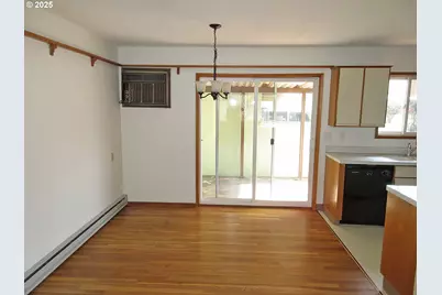 12355 SE Main St, Portland, OR 97233 - Photo 6