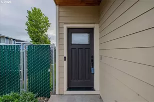 480 S Pine St, Canby, OR 97013 - Photo 2