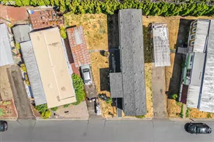 2420 NE Hembree St, McMinnville, OR 97128 - Photo 26