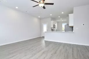 5334 NE 68th St, Vancouver, WA 98661 - Photo 8