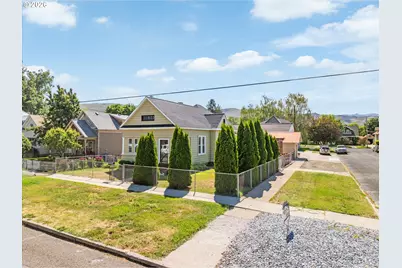 1439 3rd St, Baker City, OR 97814 - Photo 1