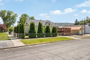1439 3rd St, Baker City, OR 97814 - Photo 40