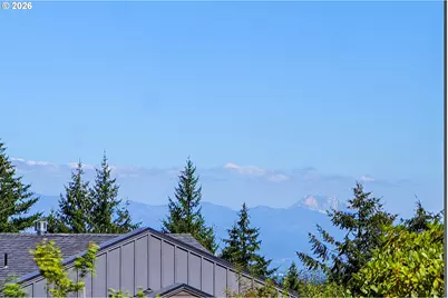 10065 SE Cresthill Rd, Happy Valley, OR 97086 - Photo 22